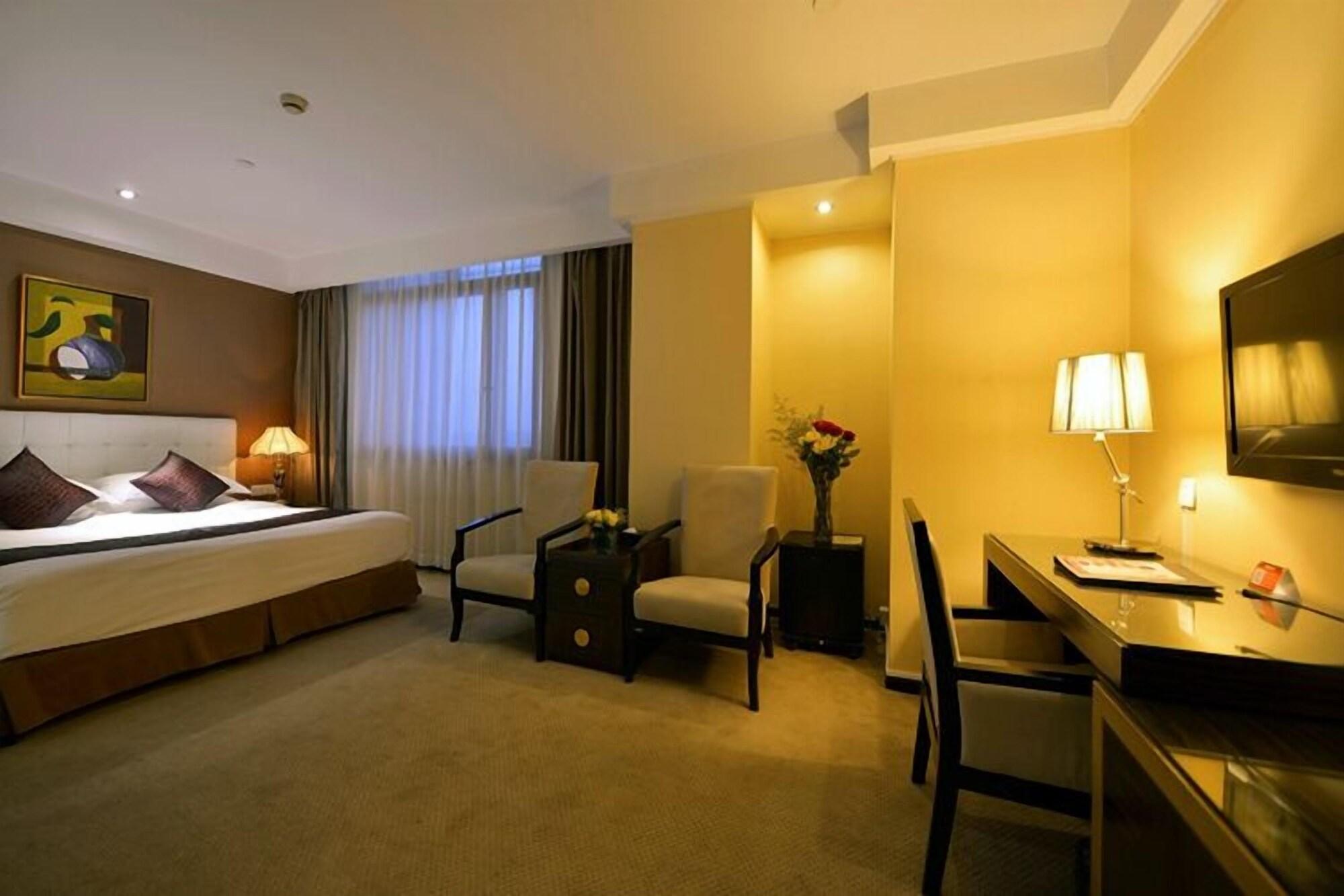 Kingtown Hotel Hongmei Shanghai Extérieur photo