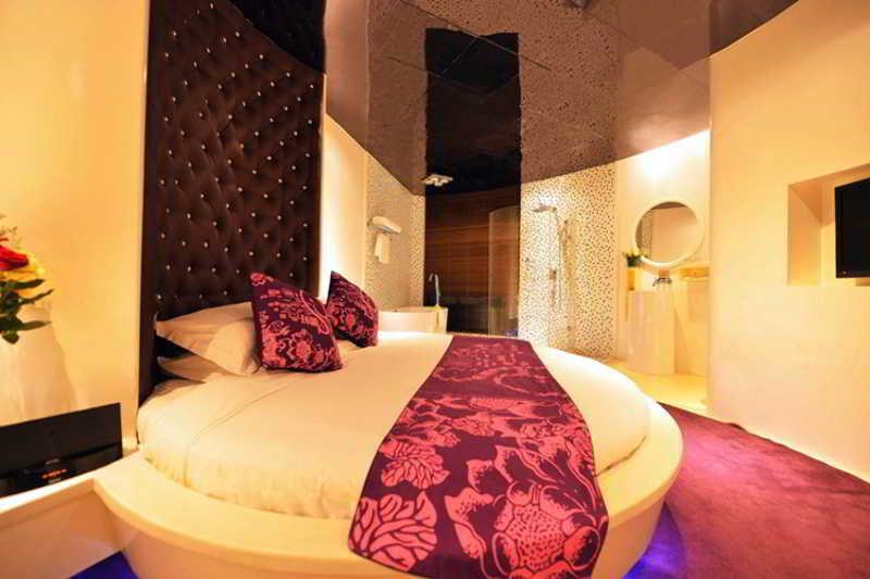 Kingtown Hotel Hongmei Shanghai Extérieur photo