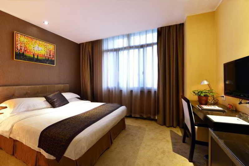 Kingtown Hotel Hongmei Shanghai Extérieur photo